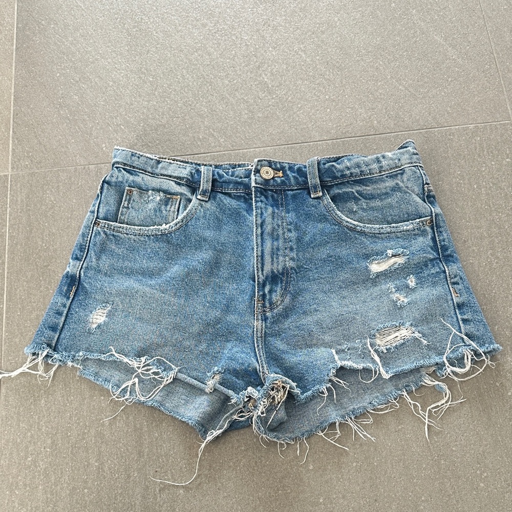 Zara Light Blue Distressed Frayed Hem Denim Shorts